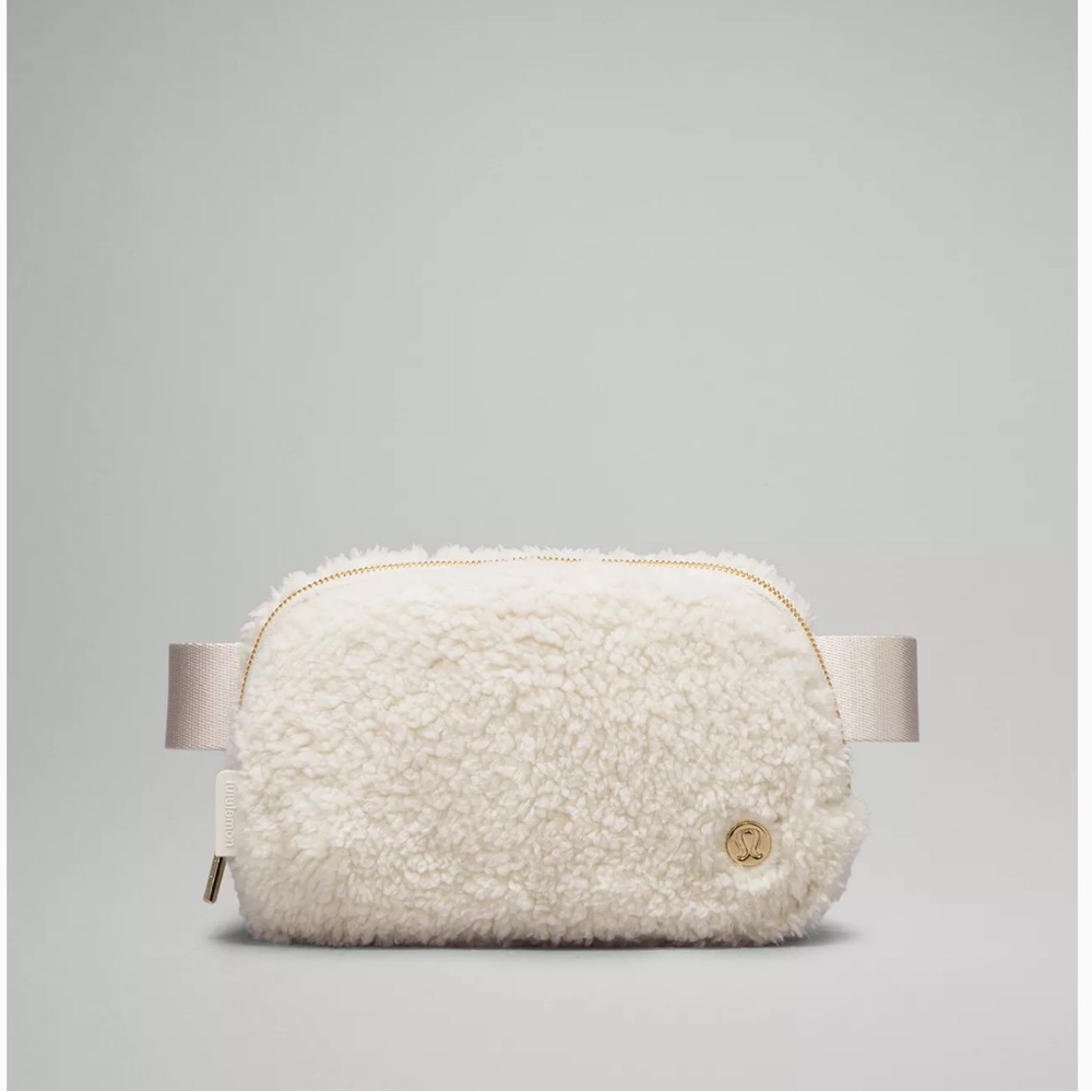 Lululemon Everywhere Belt Bag 1L Fleece